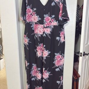 Floral V-Neck Black jumpsuit